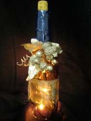 Craft Ideas Empty Wine Bottles on Faux Lighted Wine Bottle   Allfreechristmascrafts Com